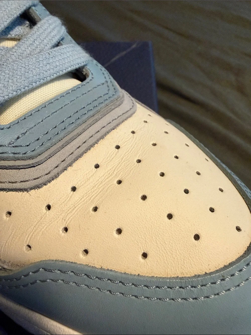 B27 UPTOWN LOW TOP DIOR Sneakers with Monogram Panels